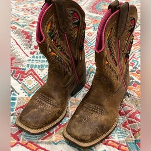 Girls boots